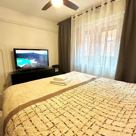 شقة Monfort فالنسيا